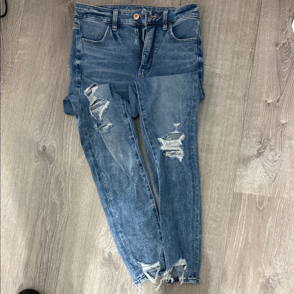 American Eagle Outfitters Light Wash High Rise Distressed Skinny Jeans